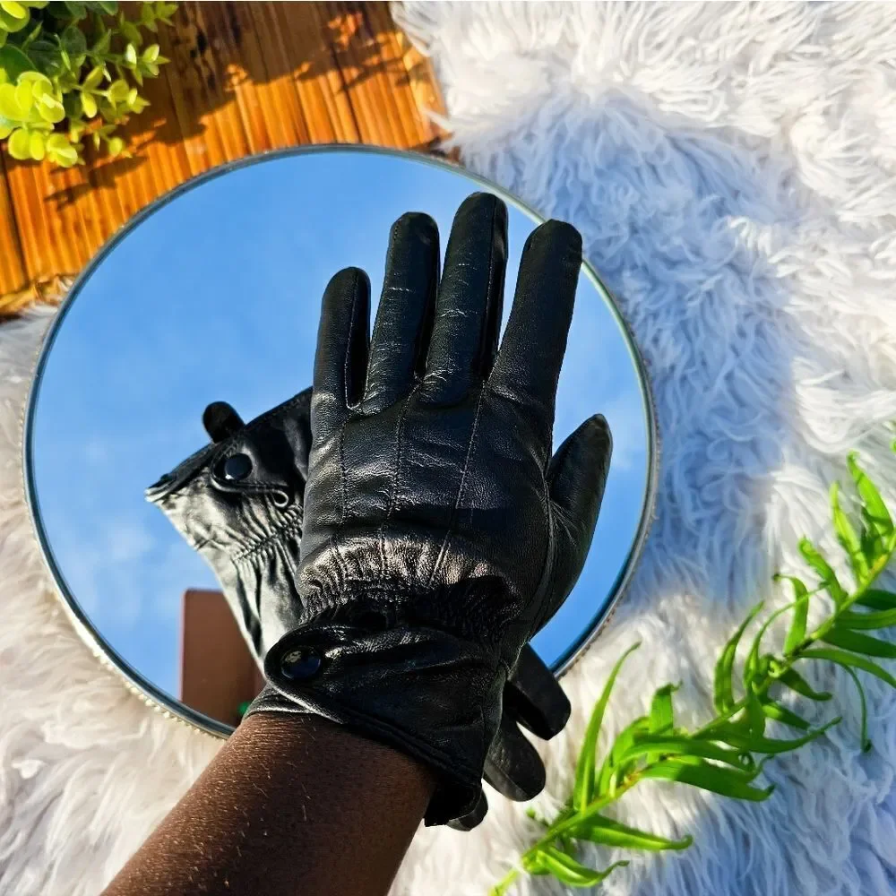 VTG Classic John Kent Leather Blend, Snap Closure Cuff Gloves.